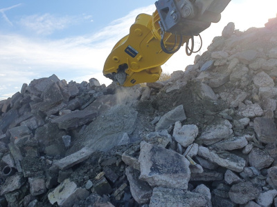 Nové universální nůžky EPIROC DP 9