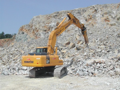 MB 1700 + Komatsu PC 240